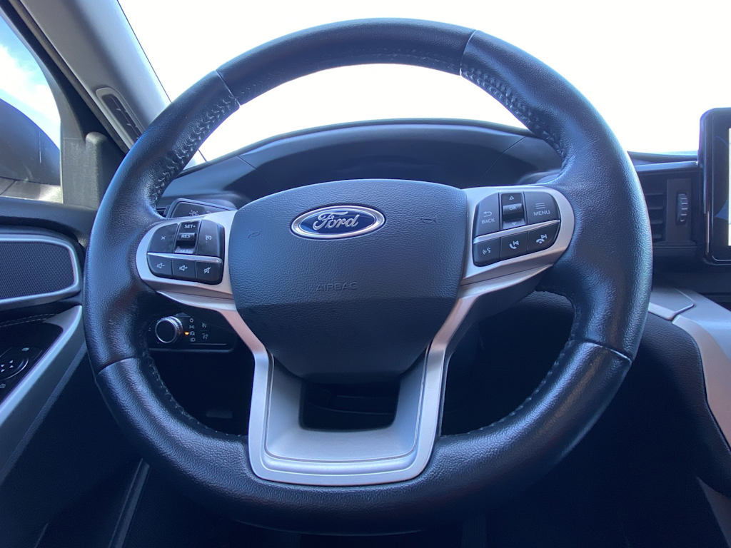 Thumbnail: 2022 Ford Explorer - 2
