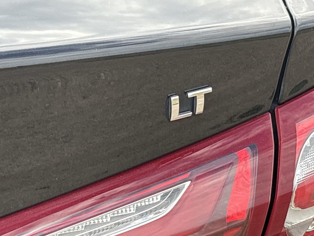 Thumbnail: 2022 Chevrolet Malibu - 30