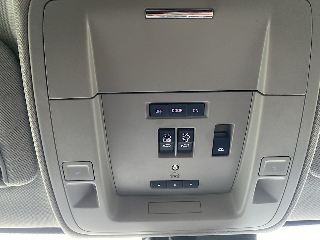 Thumbnail: 2019 Chevrolet Silverado 2500 - 19