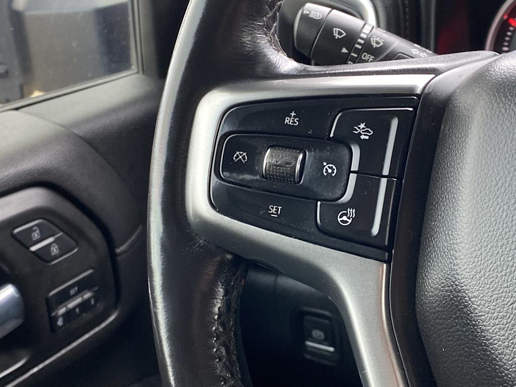 Thumbnail: 2021 Chevrolet Silverado 3500 - 26