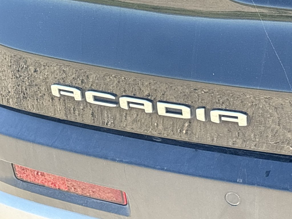 Thumbnail: 2023 GMC Acadia - 6
