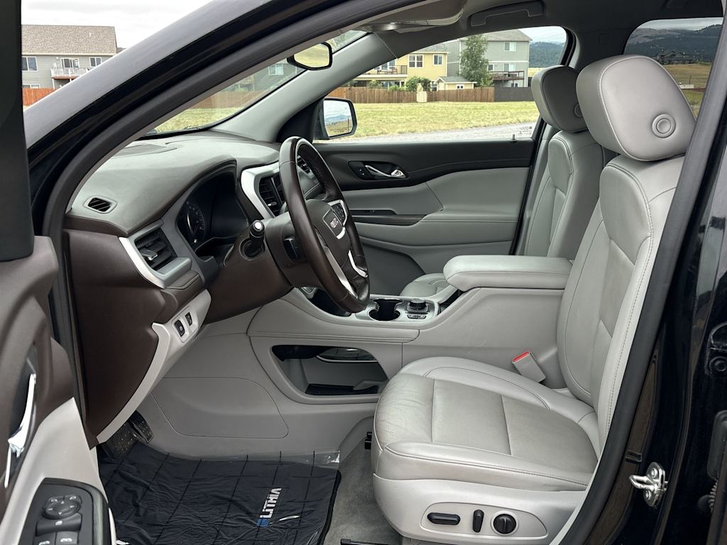 Thumbnail: 2023 GMC Acadia - 8