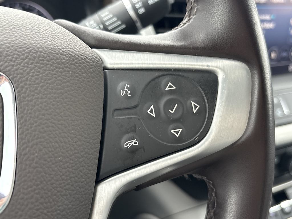 Thumbnail: 2023 GMC Acadia - 32