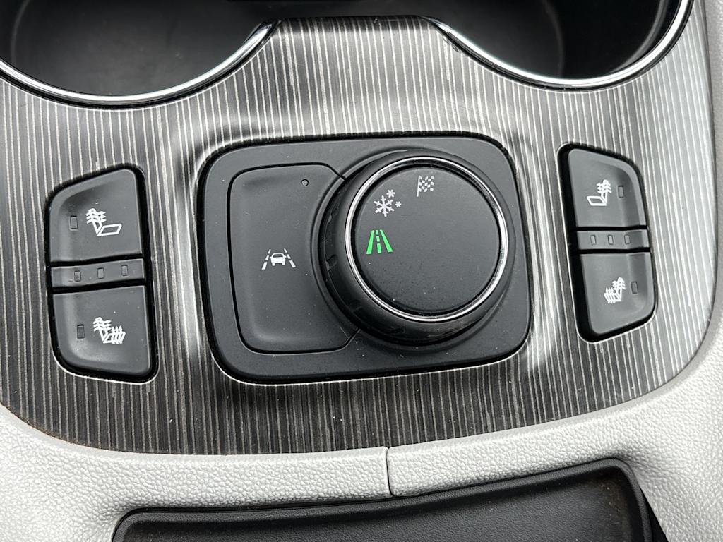Thumbnail: 2023 GMC Acadia - 28