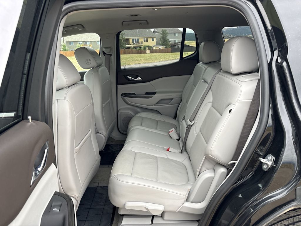 Thumbnail: 2023 GMC Acadia - 36