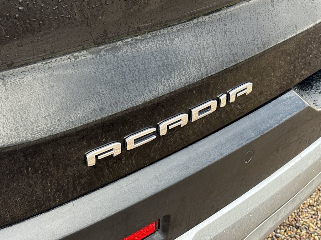 Thumbnail: 2023 GMC Acadia - 7