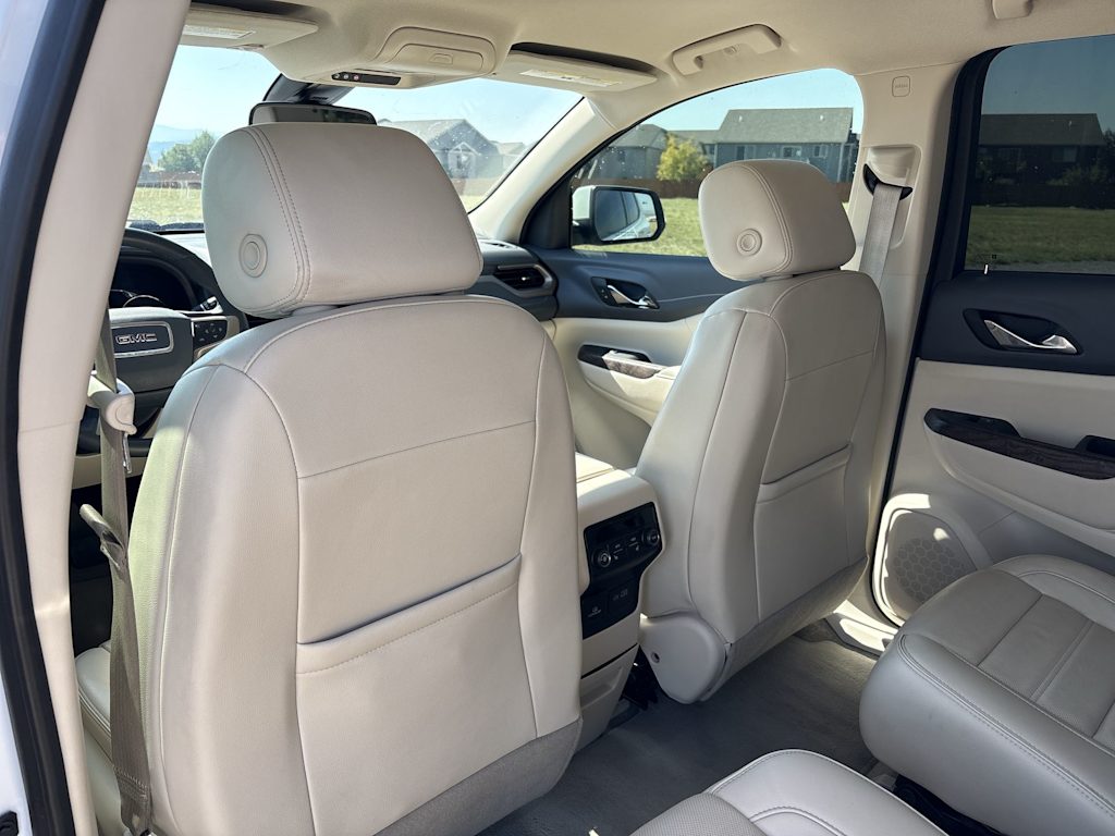 Thumbnail: 2023 GMC Acadia - 36