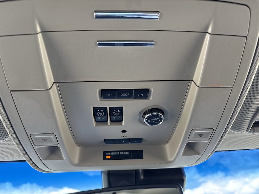 Thumbnail: 2020 GMC Yukon - 31