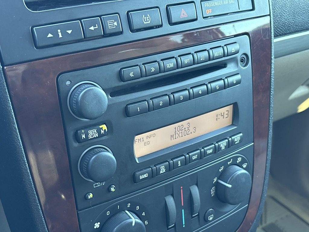 Thumbnail: 2008 Chevrolet Uplander - 22