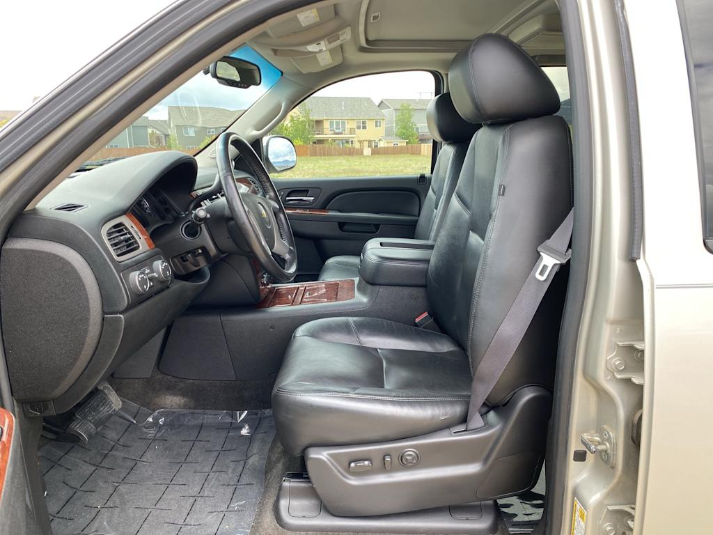 Thumbnail: 2014 Chevrolet Tahoe - 9