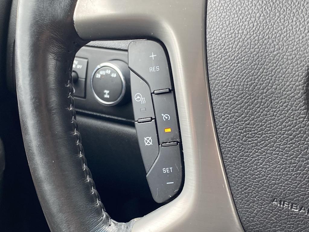 Thumbnail: 2014 Chevrolet Tahoe - 34