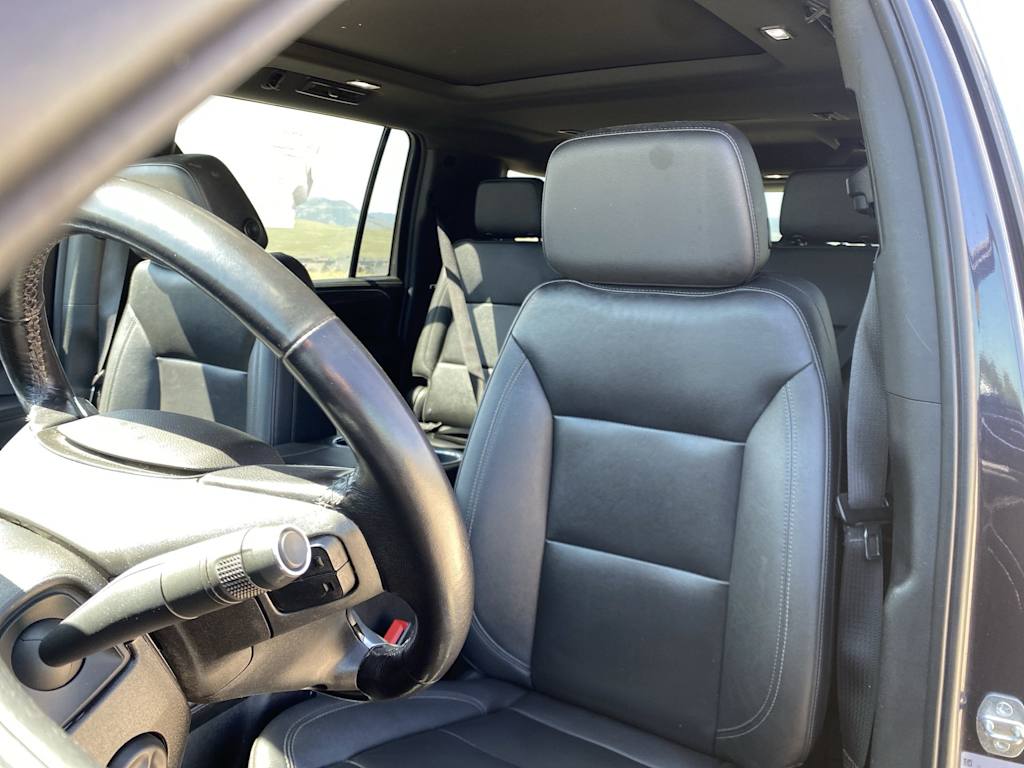 Thumbnail: 2022 Chevrolet Suburban - 23