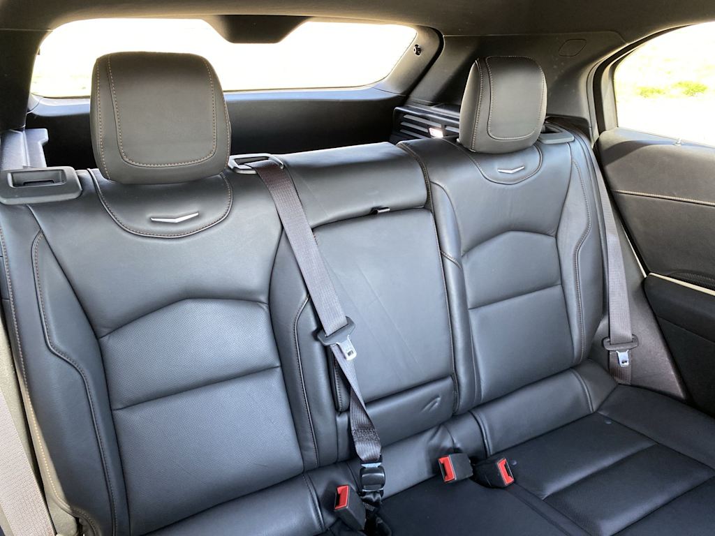 Thumbnail: 2019 Cadillac XT4 - 24