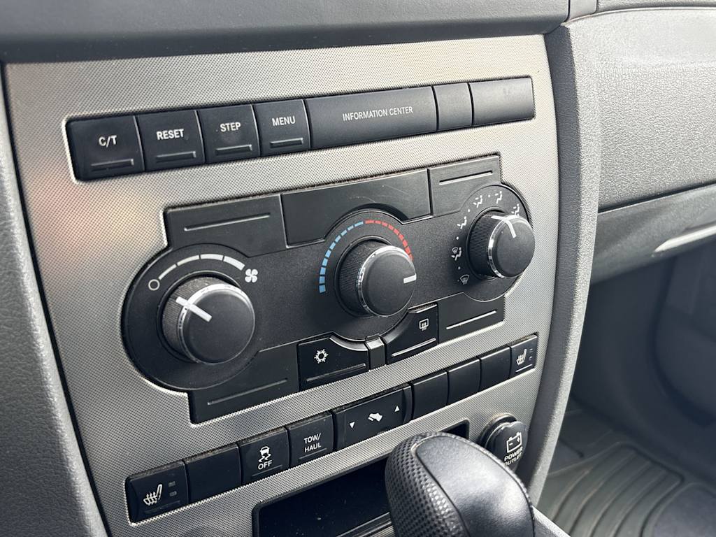 Thumbnail: 2007 Jeep Grand Cherokee - 24
