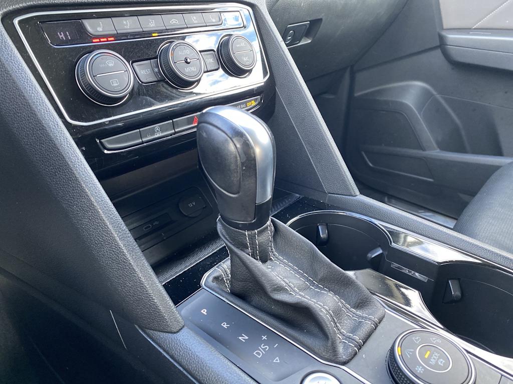 Thumbnail: 2023 Volkswagen Atlas - 12