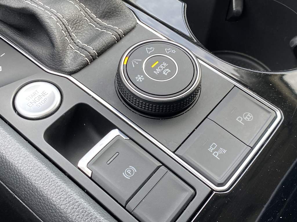 Thumbnail: 2023 Volkswagen Atlas - 35