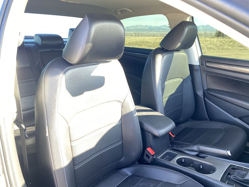 Thumbnail: 2020 Volkswagen Passat - 10