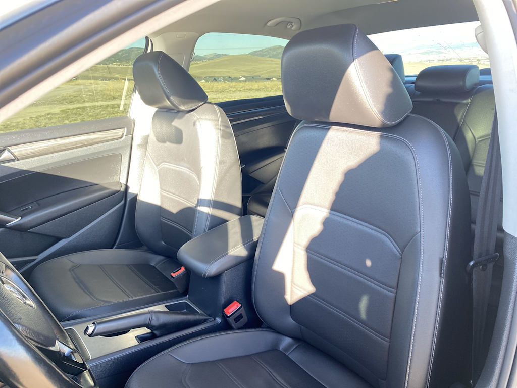 Thumbnail: 2020 Volkswagen Passat - 24