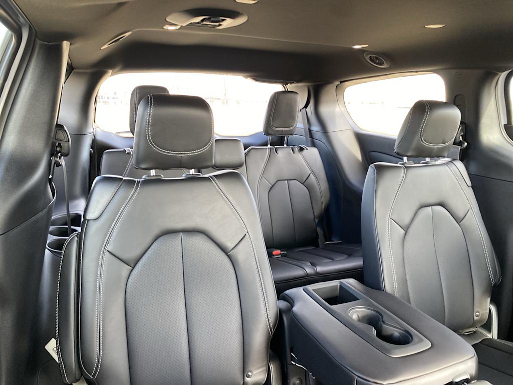 Thumbnail: 2026 Chrysler Pacifica - 34