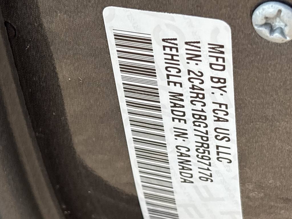 Thumbnail: 2023 Chrysler Pacifica - 11