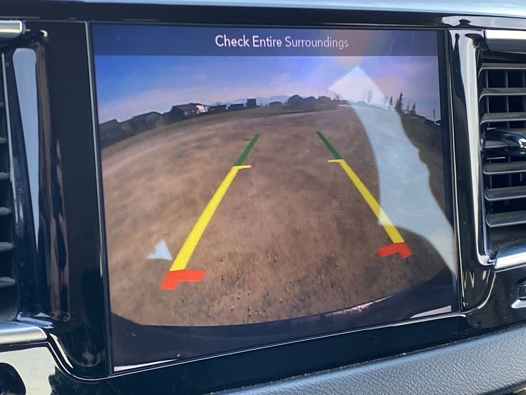 Thumbnail: 2018 Chrysler Pacifica - 21