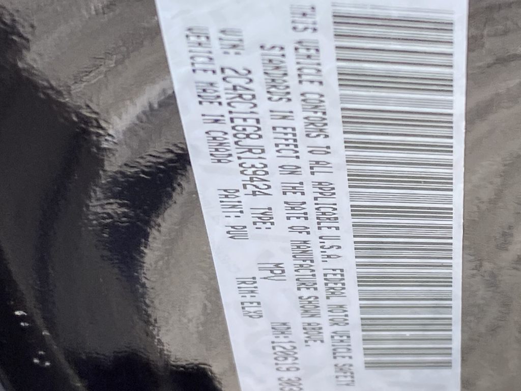 Thumbnail: 2018 Chrysler Pacifica - 11