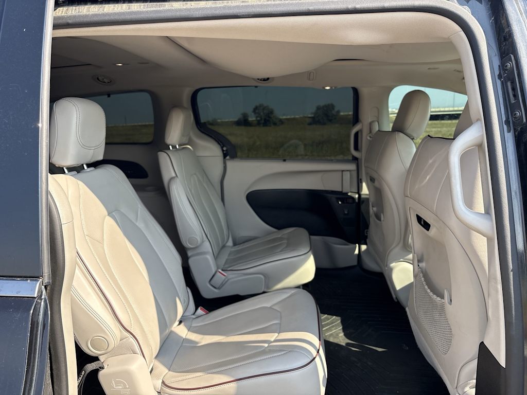 Thumbnail: 2019 Chrysler Pacifica - 7