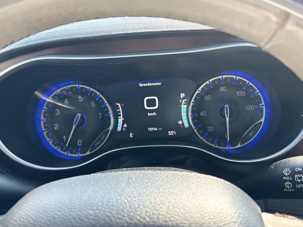 Thumbnail: 2019 Chrysler Pacifica - 9