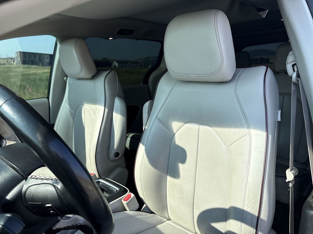 Thumbnail: 2019 Chrysler Pacifica - 13