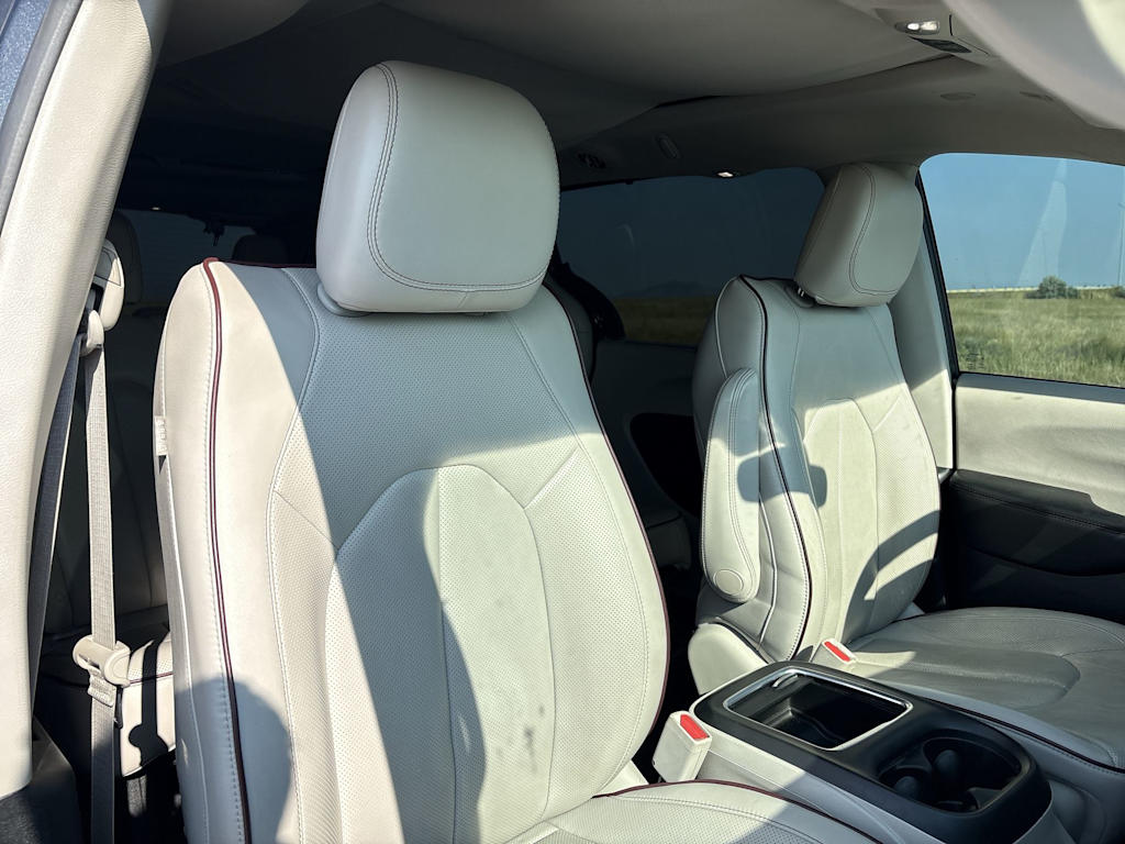 Thumbnail: 2019 Chrysler Pacifica - 6