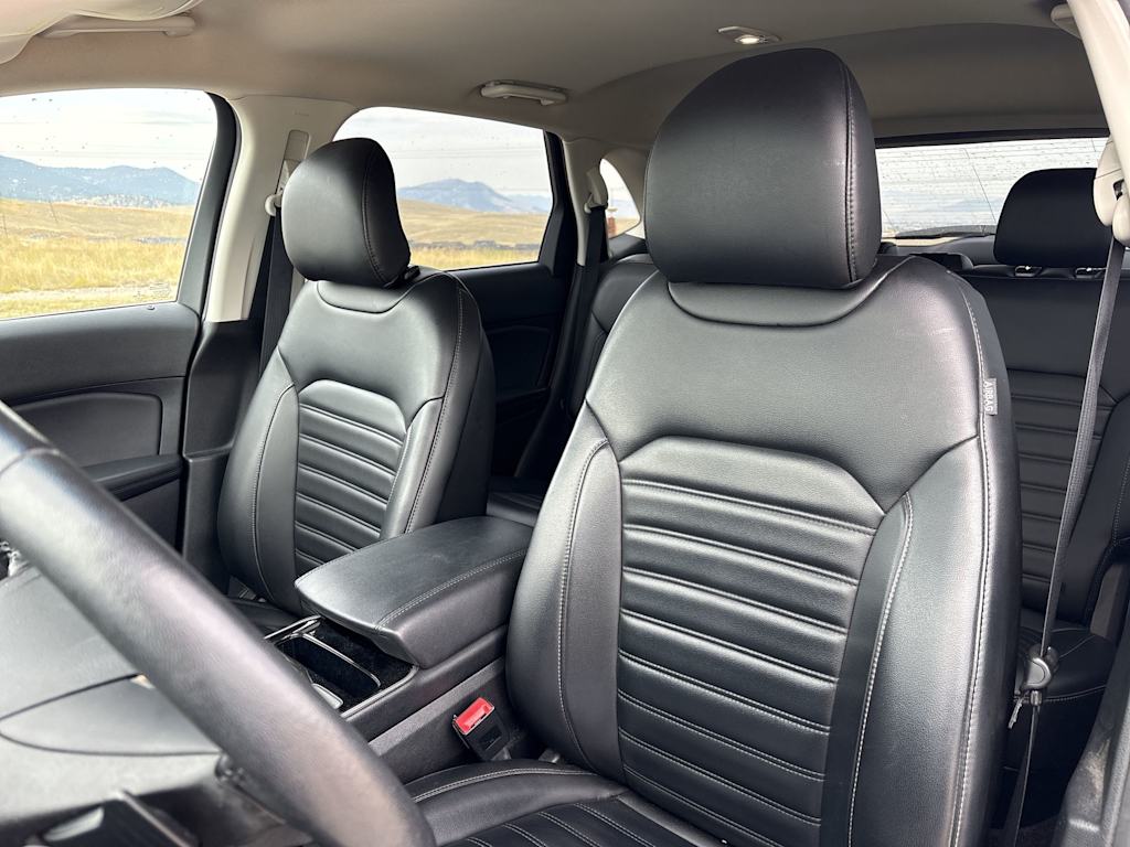 Thumbnail: 2019 Ford Edge - 23