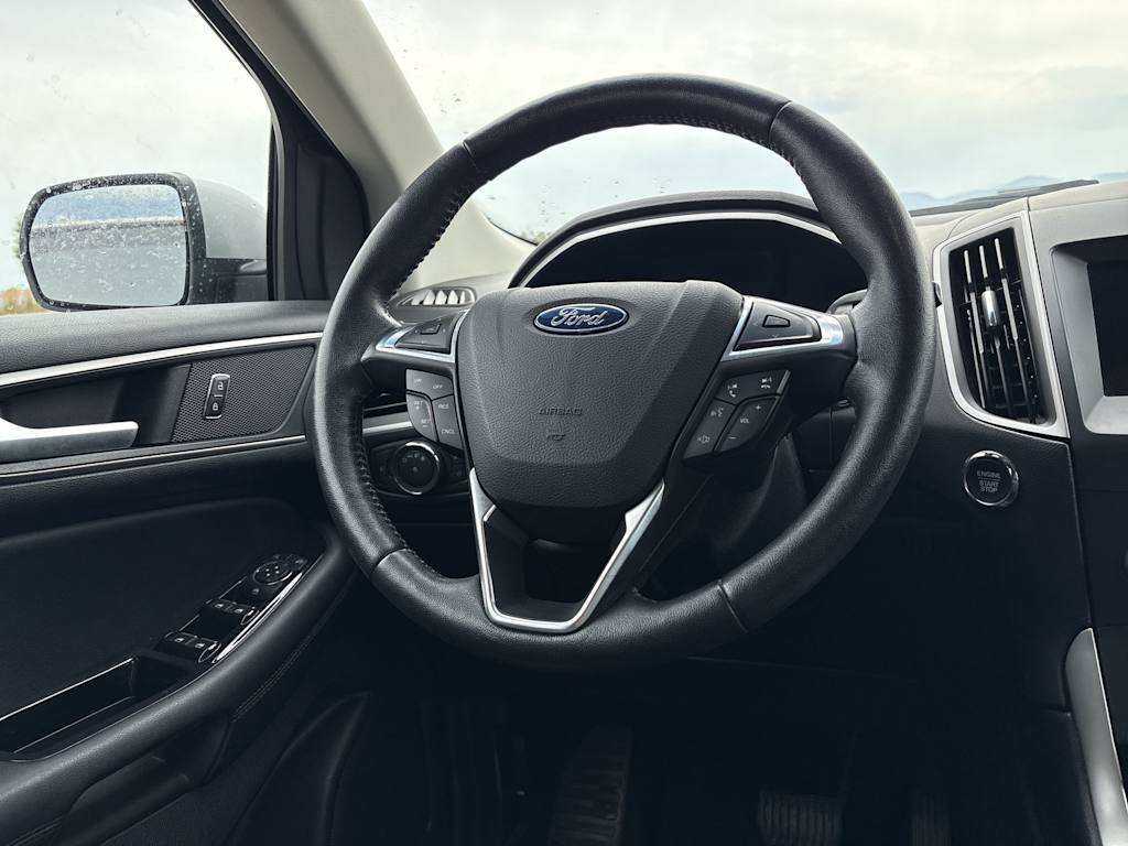 Thumbnail: 2019 Ford Edge - 8