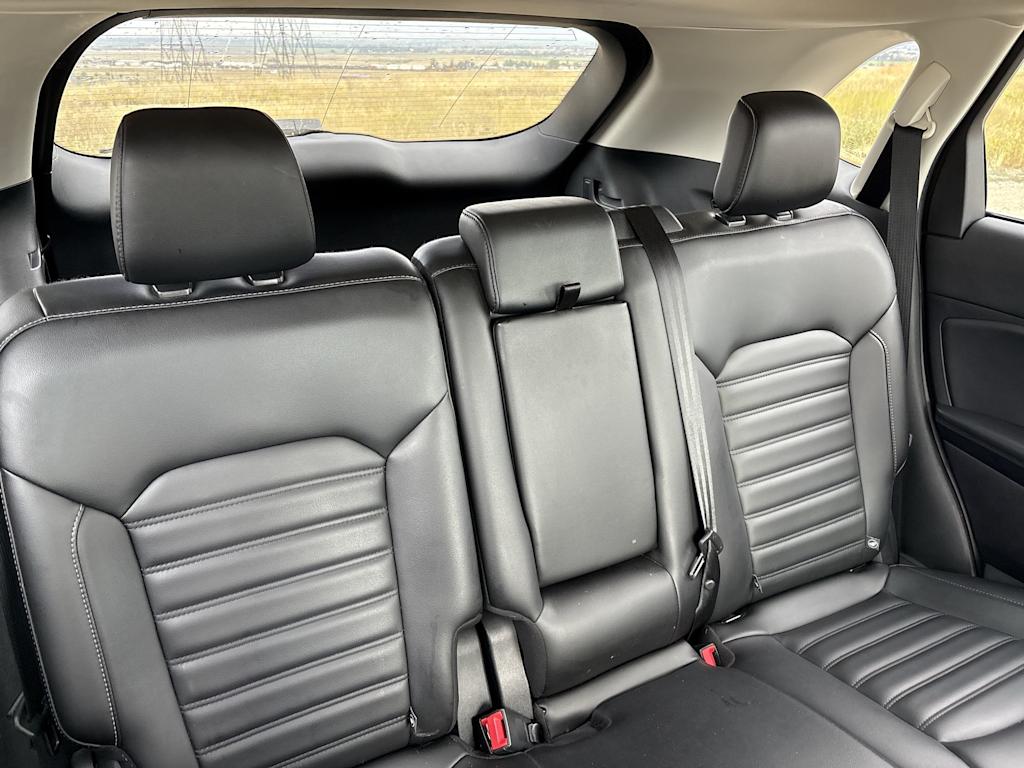 Thumbnail: 2019 Ford Edge - 35