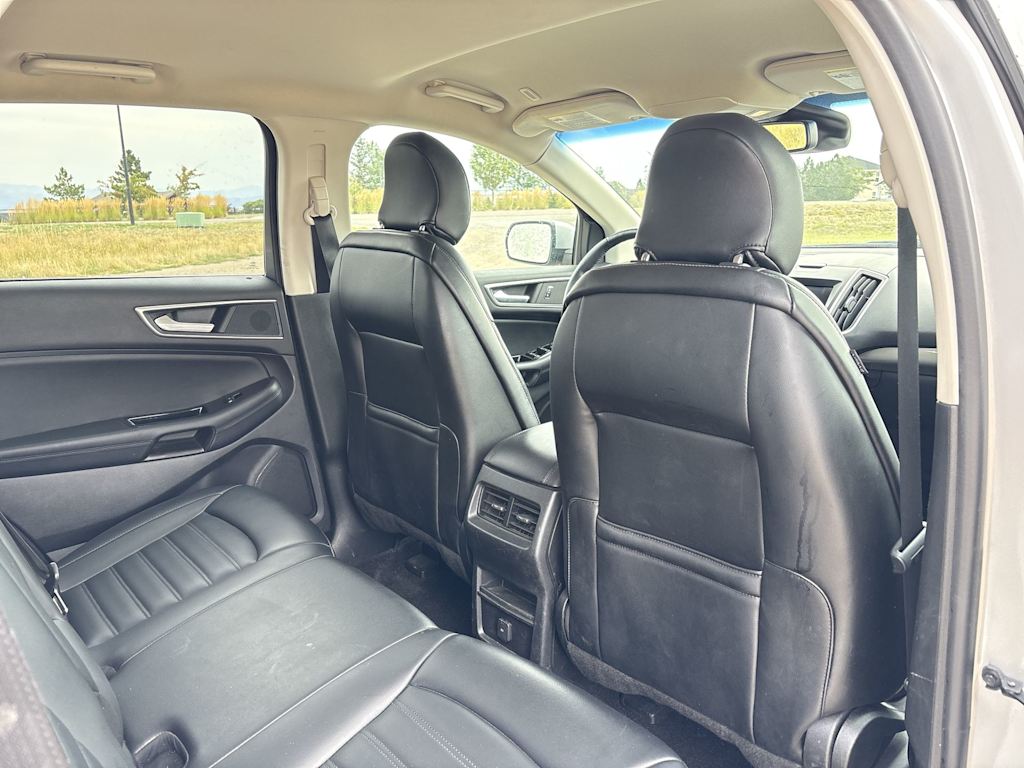 Thumbnail: 2019 Ford Edge - 11