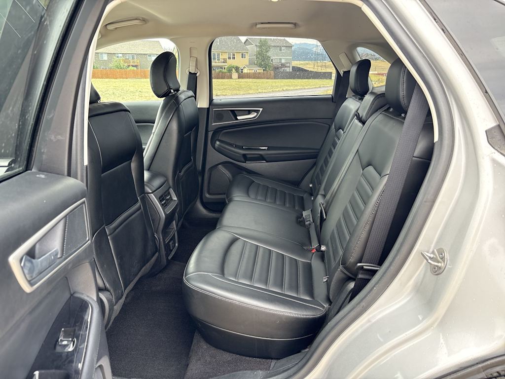 Thumbnail: 2019 Ford Edge - 36