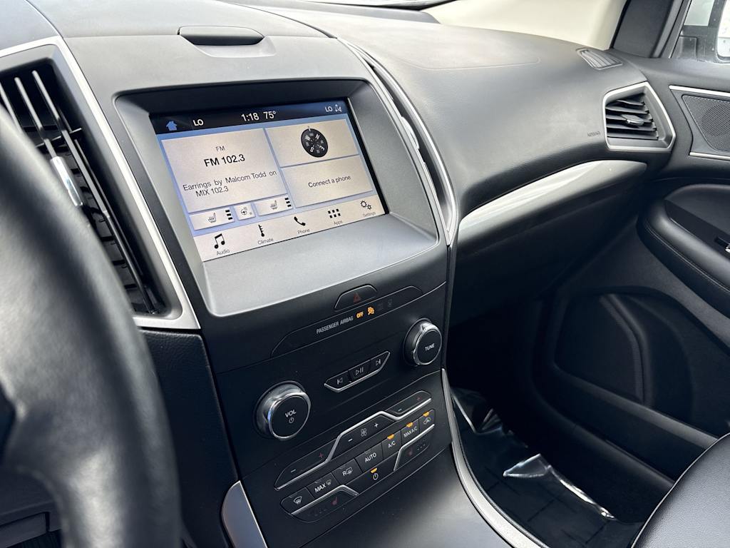 Thumbnail: 2019 Ford Edge - 12