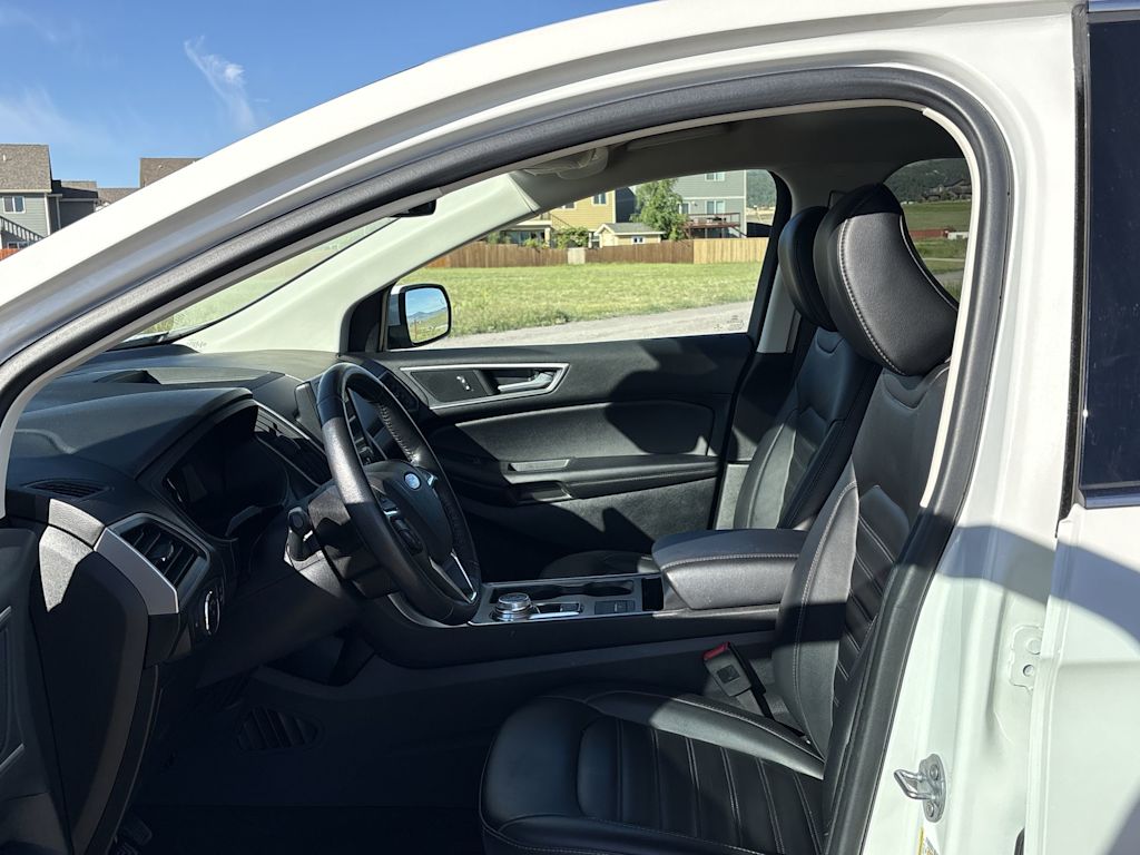 Thumbnail: 2022 Ford Edge - 9
