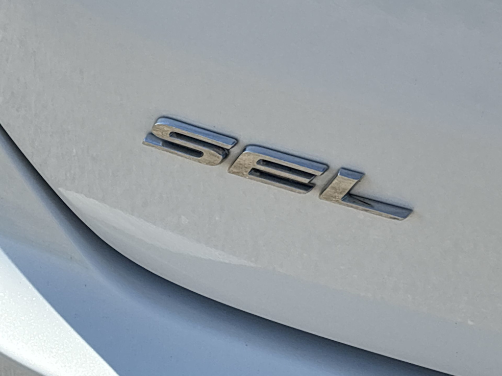 Thumbnail: 2022 Ford Edge - 30