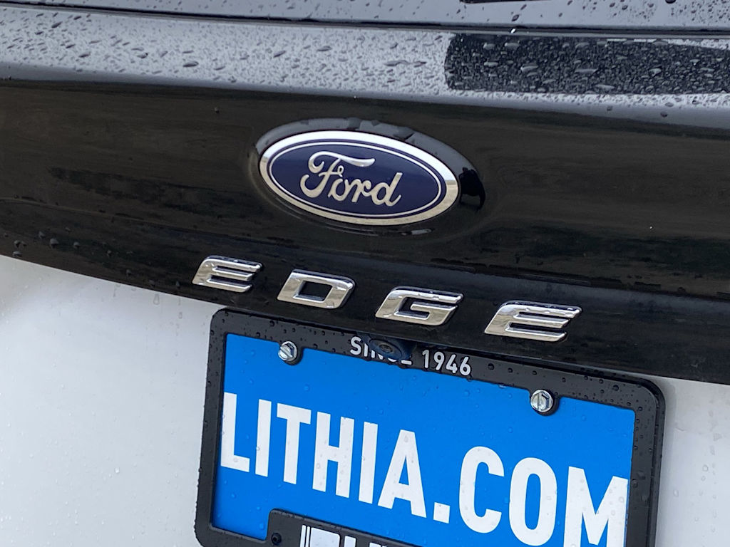 Thumbnail: 2023 Ford Edge - 7