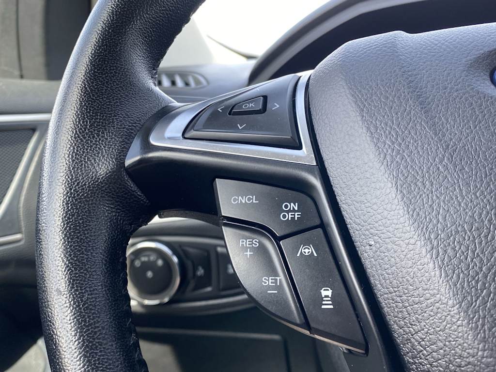 Thumbnail: 2023 Ford Edge - 33