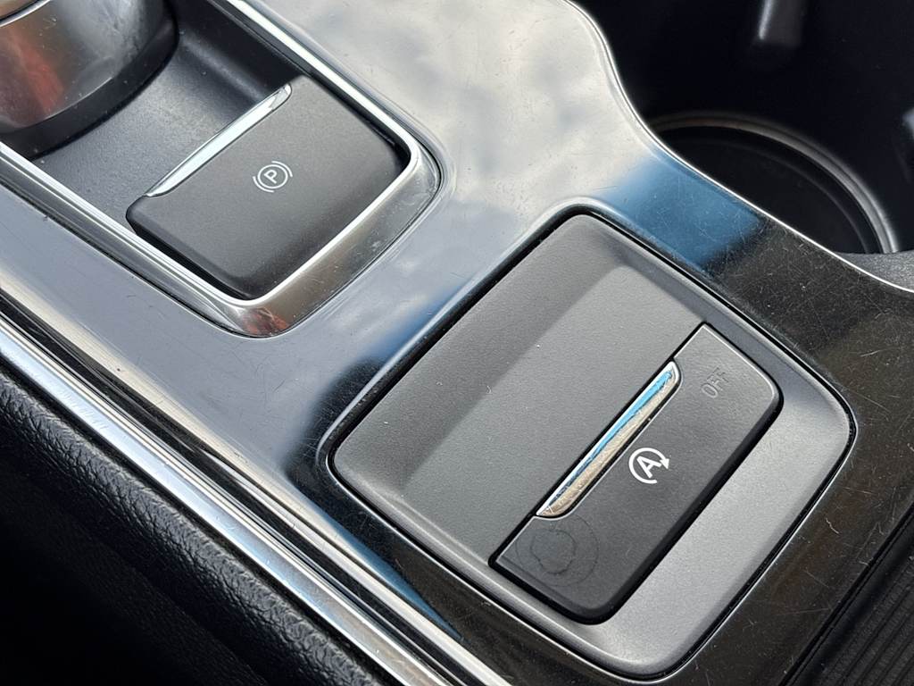 Thumbnail: 2019 Ford Edge - 29