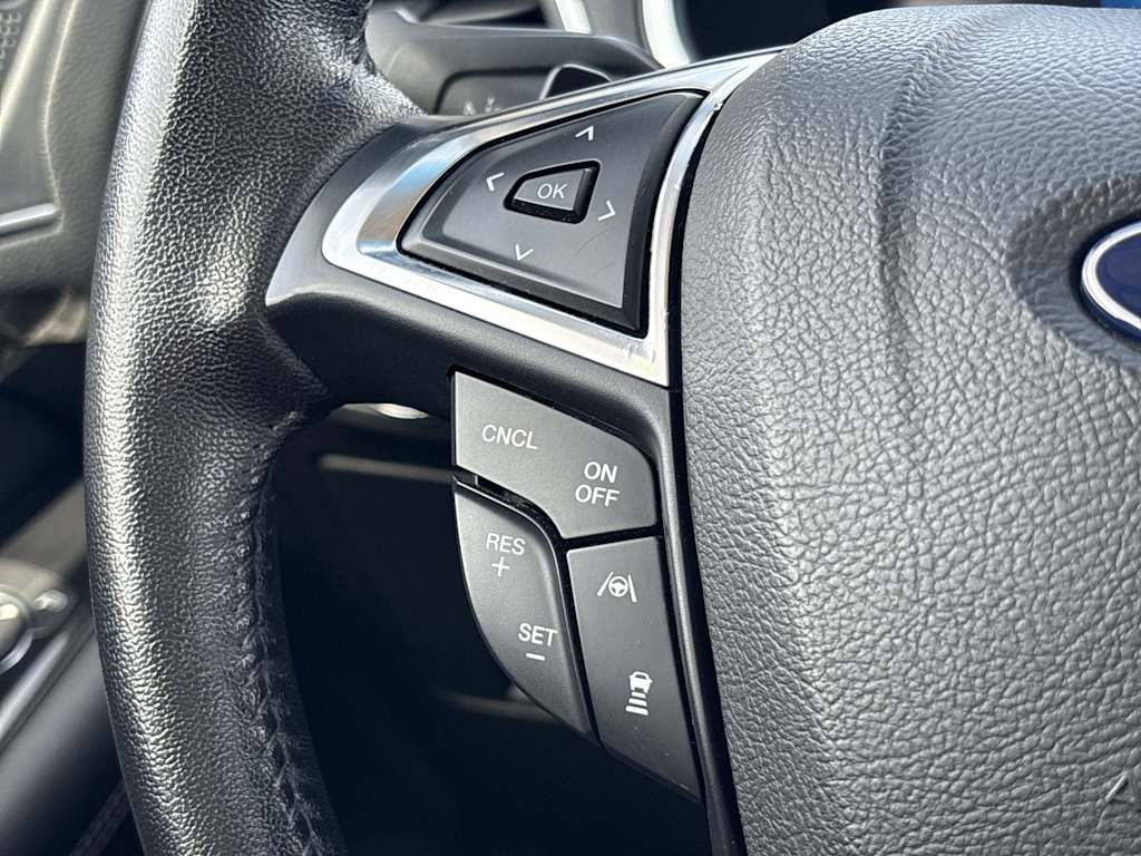 Thumbnail: 2019 Ford Edge - 35