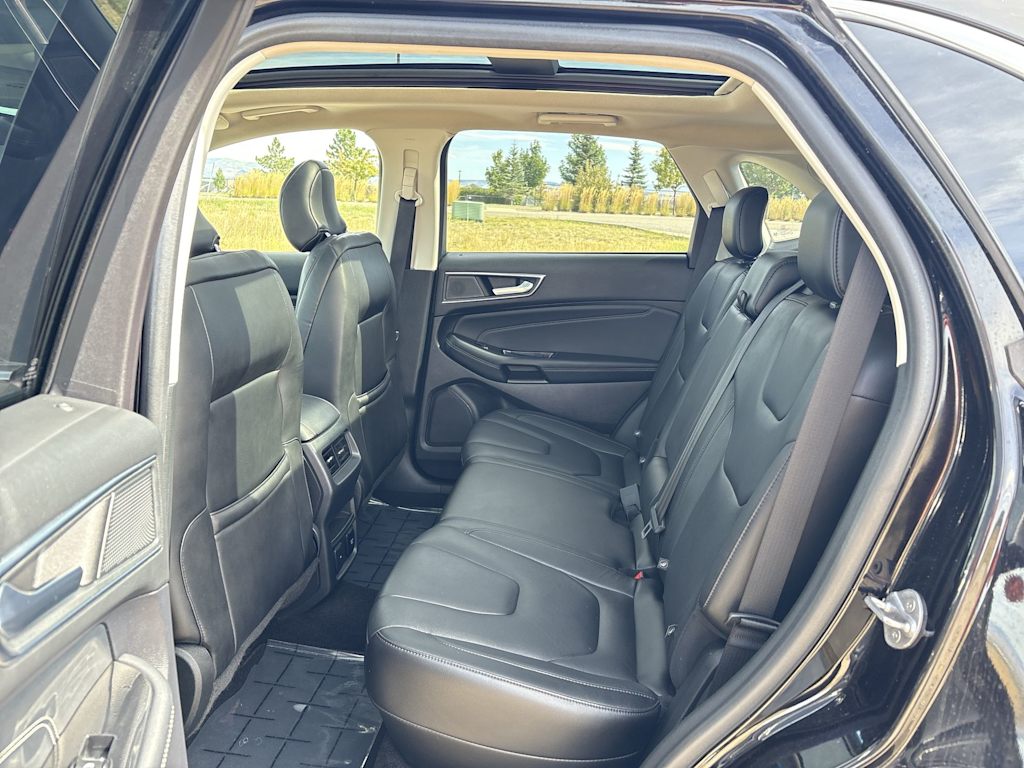 Thumbnail: 2019 Ford Edge - 38