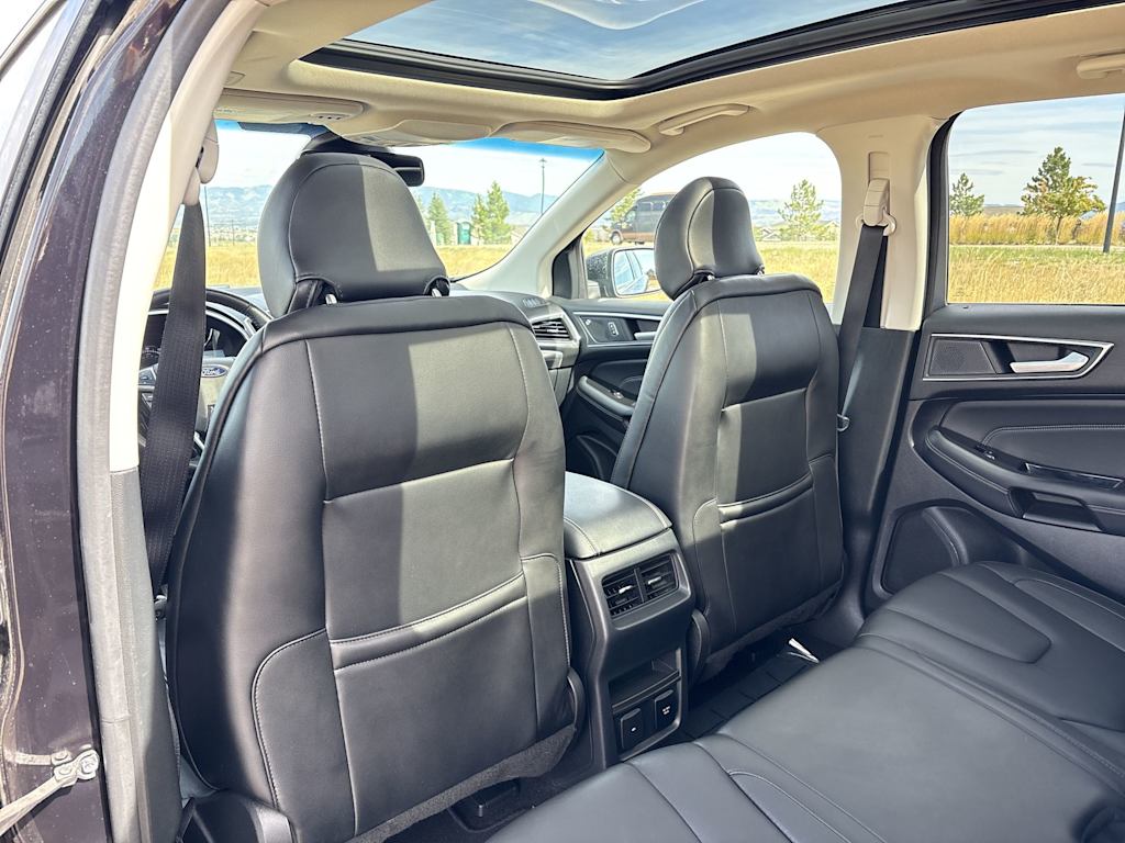 Thumbnail: 2019 Ford Edge - 11