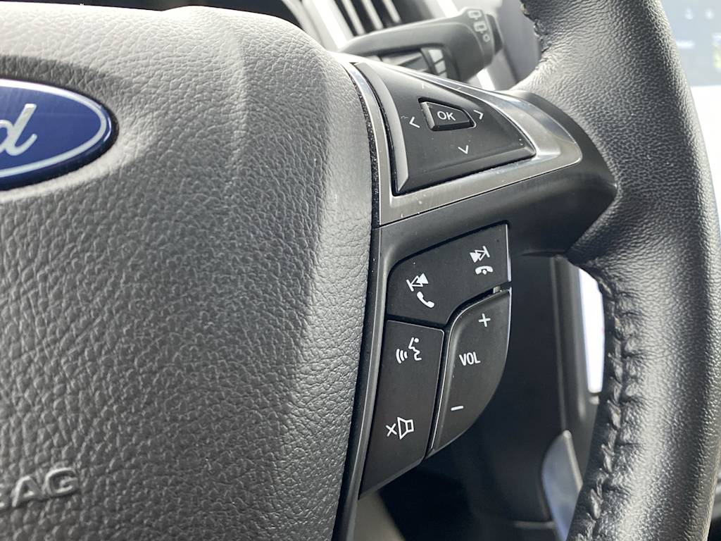 Thumbnail: 2023 Ford Edge - 27