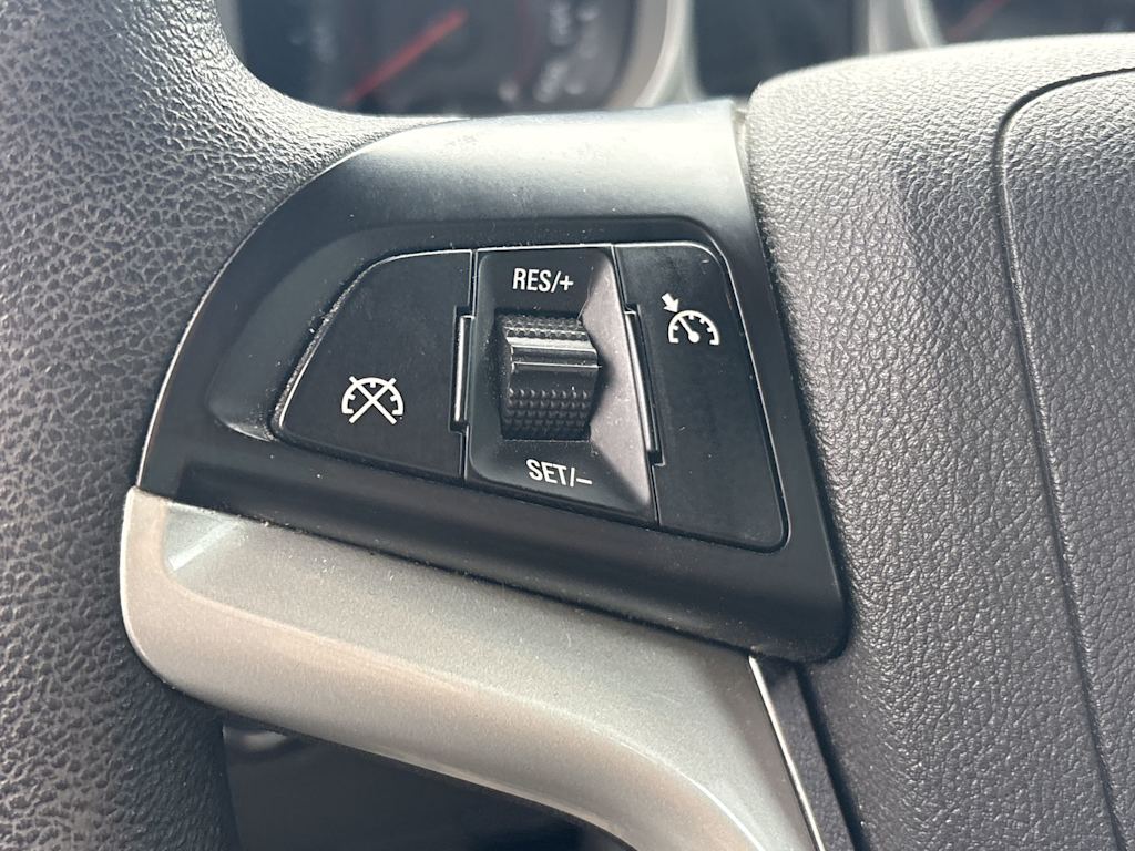 Thumbnail: 2014 Chevrolet Camaro - 22
