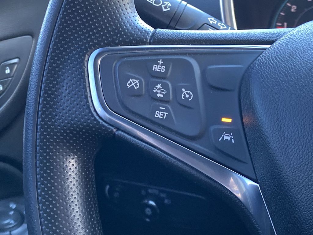 Thumbnail: 2021 Chevrolet Equinox - 35