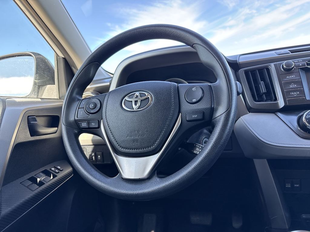Thumbnail: 2013 Toyota RAV4 - 12