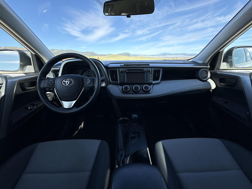 Thumbnail: 2013 Toyota RAV4 - 8