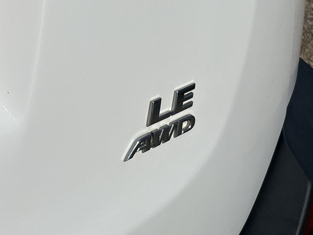 Thumbnail: 2013 Toyota RAV4 - 31